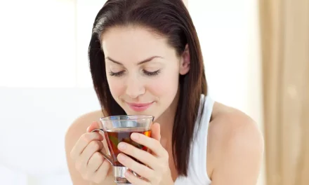 Mengapa Teh Bukan Pilihan Terbaik Saat Sahur Dan Berbuka?