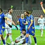 Tekanan Meningkat, Bastoni Di Sarankan Cari Karier Di Luar Italia