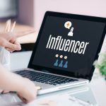 Peran Influencer Dunia Maya Untuk Kehidupan Sehari Hari Fans
