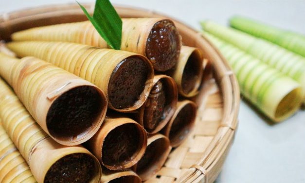 Kue Clorot Dengan Tekstur Yang Kenyal